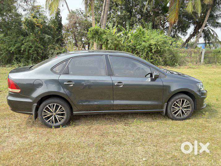 Volkswagen Vento 1.6 Highline, 2019, Petrol