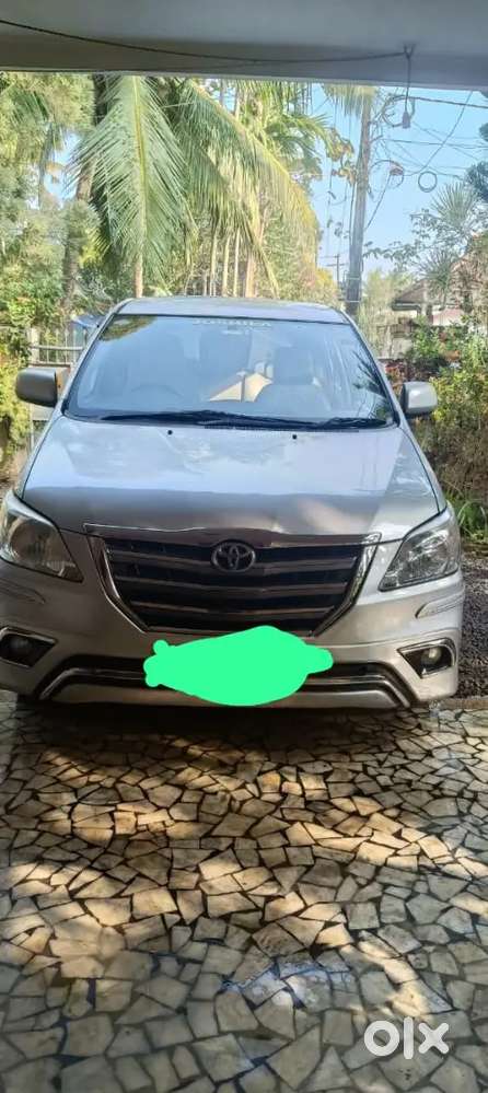 Toyota Innova 2.0 Vx 2014