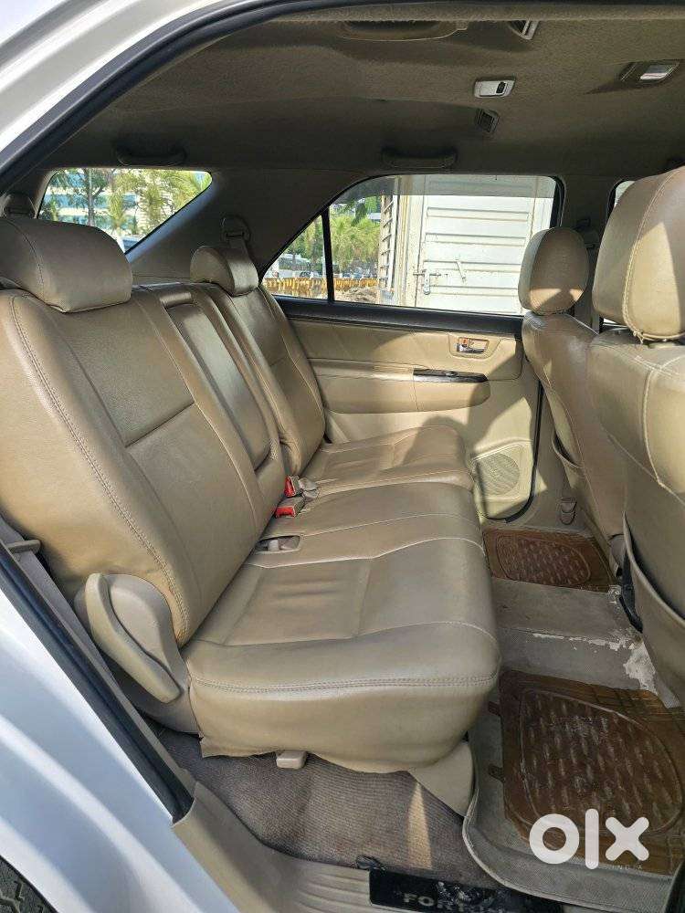 Toyota Fortuner 3.0 4x2 Automatic, 2012, Diesel
