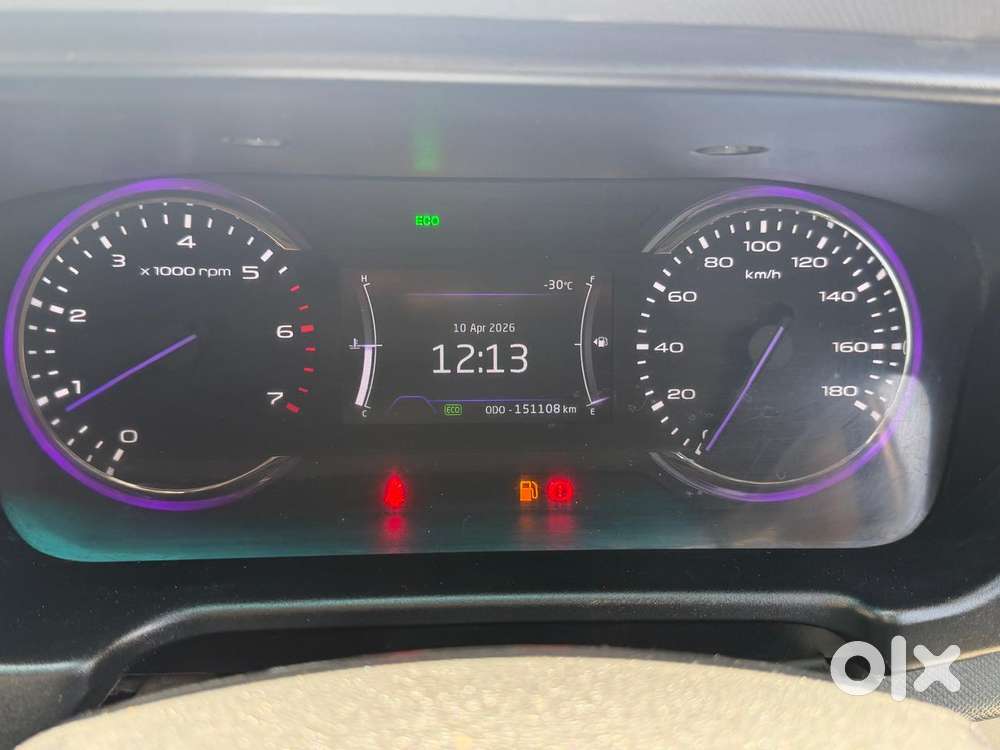 Mahindra Marazzo M2 8str, 2022, Diesel
