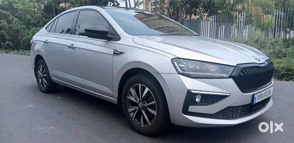 2023 Skoda Slavia 1.0 Tsi Style (top-end)