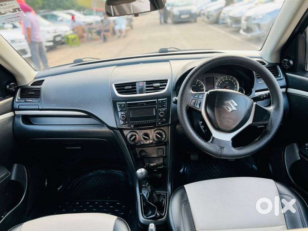 Maruti Suzuki Swift Vxi + Manual, 2017, Petrol
