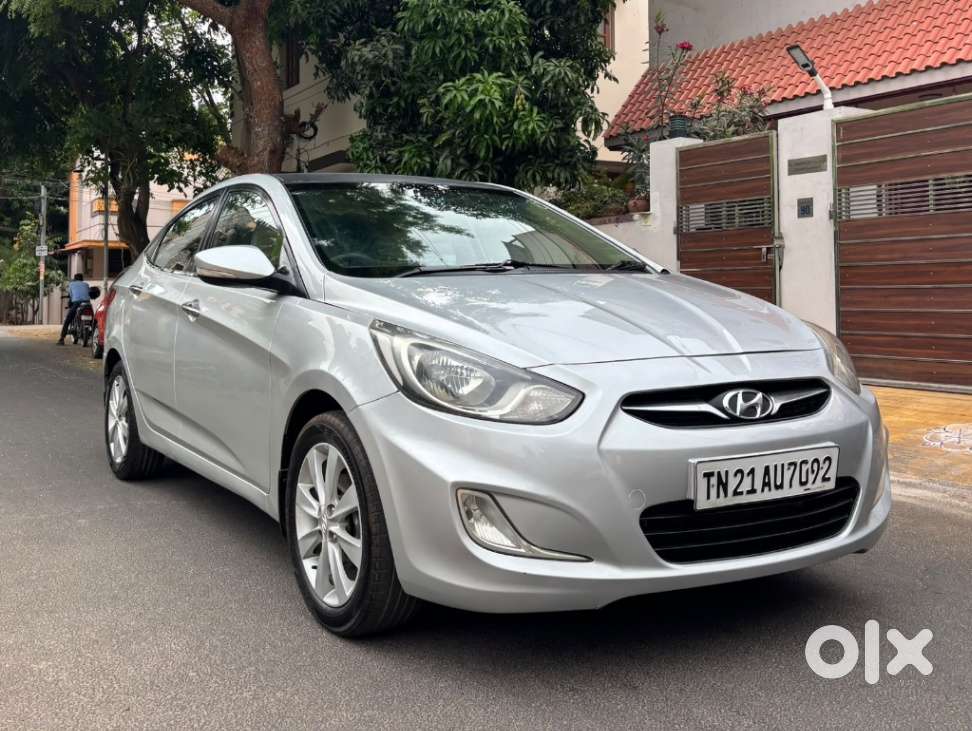 Hyundai Verna 1.5 Sx Ivt, 2013, Petrol