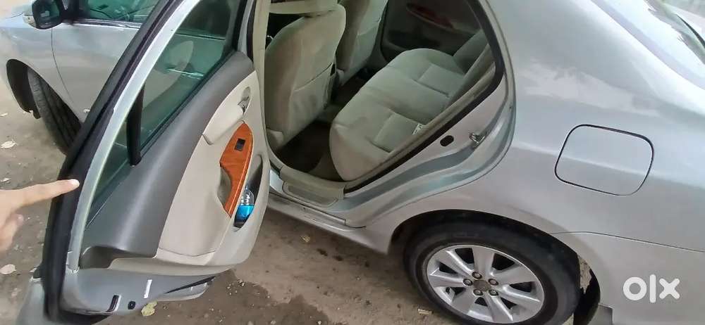 Toyota Corolla Altis 2011 Diesel