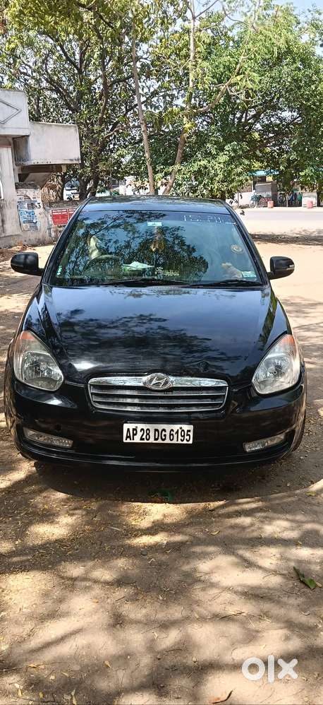 Verna. Hyundai