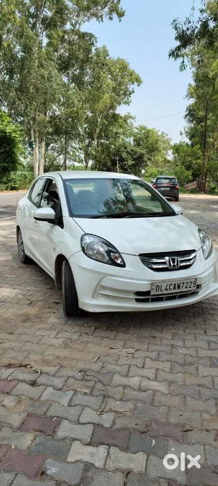 Honda Amaze 2015 I-vtec Cng