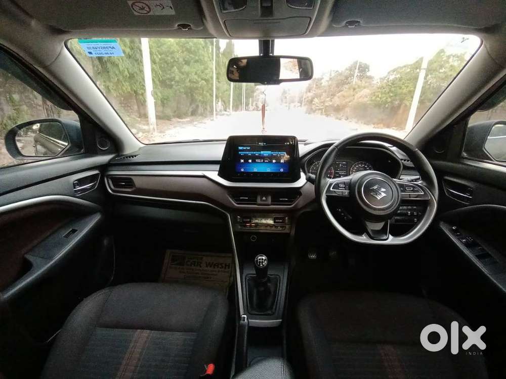 Maruti Suzuki Brezza 1.5 Zxi Smart Hybrid, 2023, Petrol