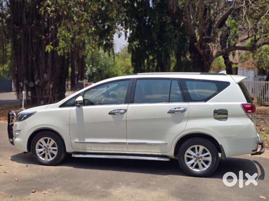 Toyota Innova Crysta 2.4 V, 2019, Diesel