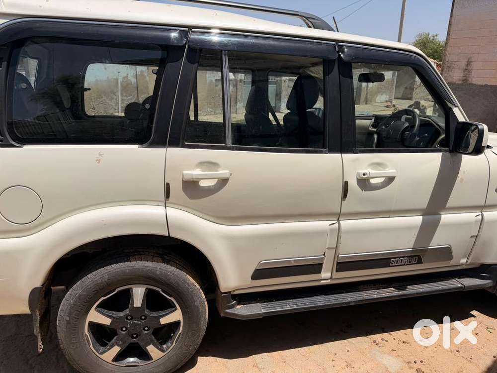 Mahindra Diesel Manual 2023 Car