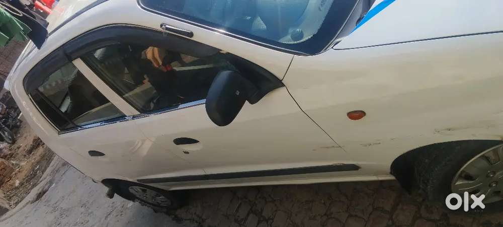 White Colour Cng Pass 2014 Modal