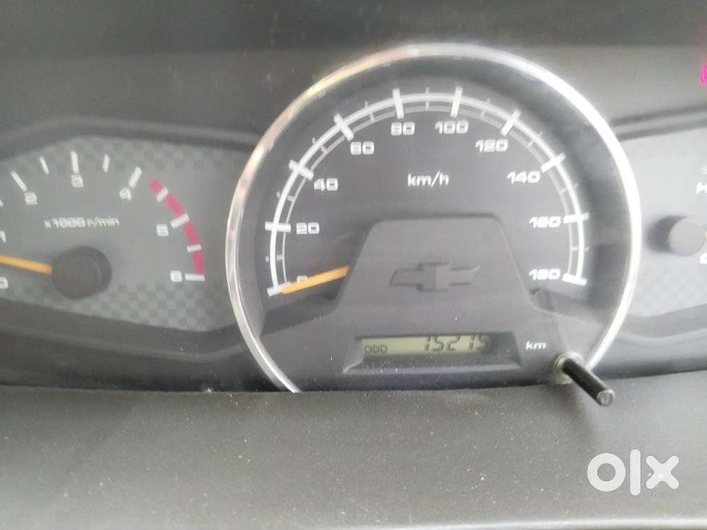 Chevrolet Tavera Neo Lt-l - 9 Seats Bsii, 2015, Diesel