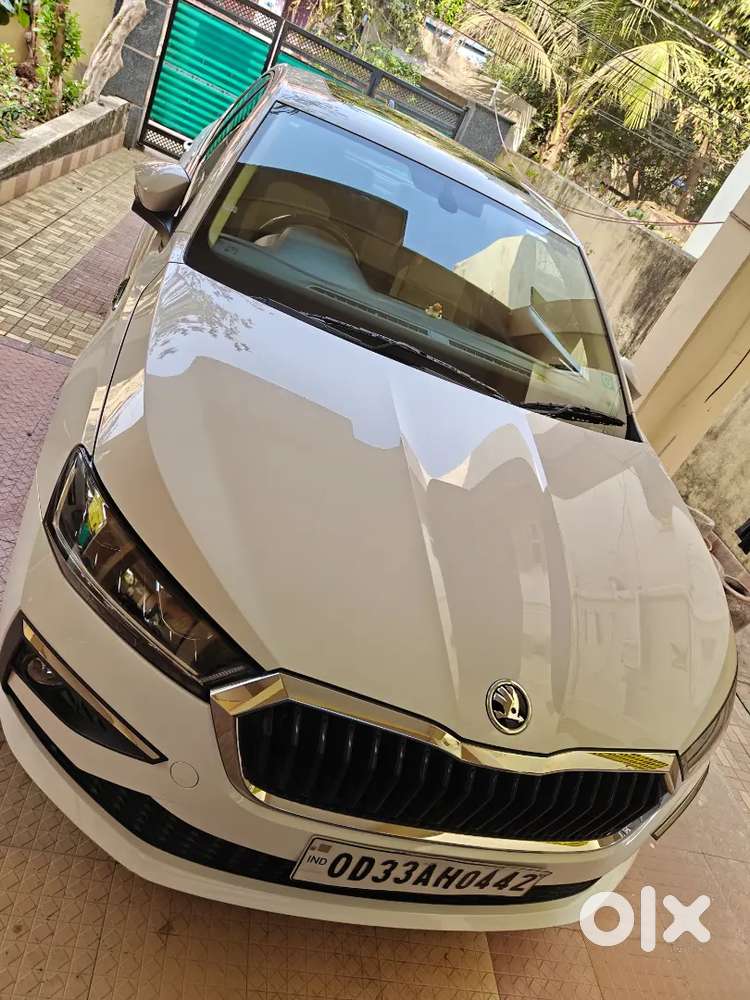 Skoda Slavia Style 1.0l Petrol Mt 2023 With Sunroof