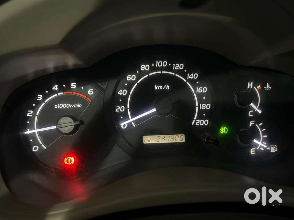 Toyota Innova 2008 Diesel 241980 Km Driven