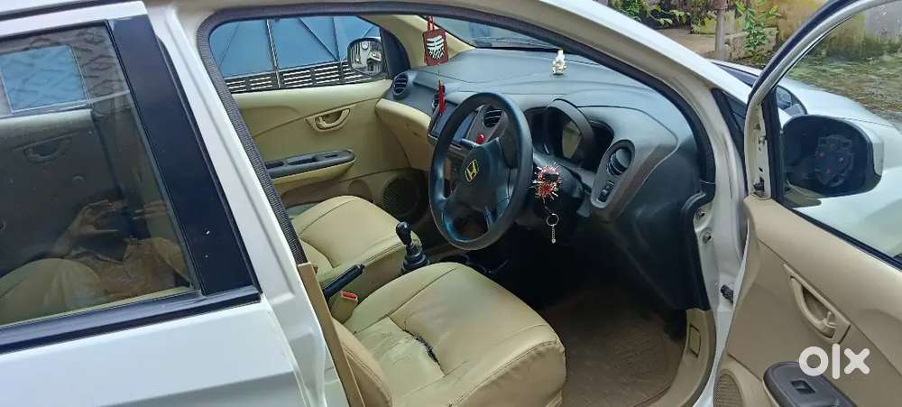 Best Condition H 50%tyre H Original Paint H Back Camera+ Display H