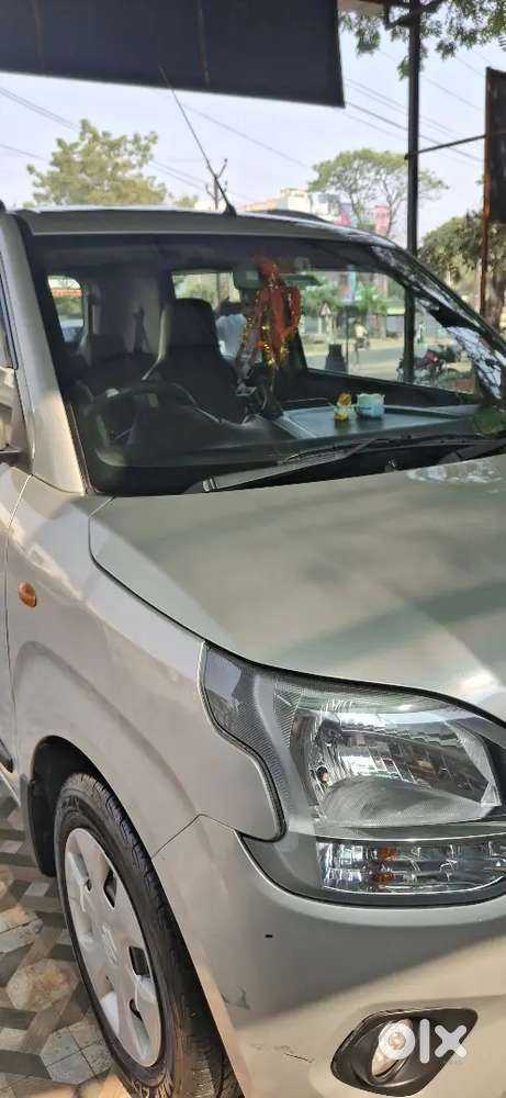 Urjent Sale Zxi Top End 2key Avleble Gd Codtion Silver Silky Metalick