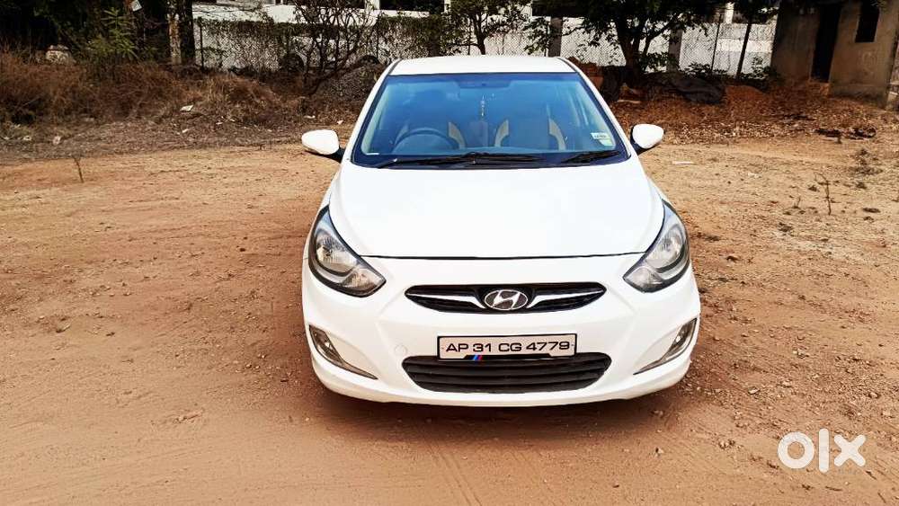 Hyundai Verna, 2013
