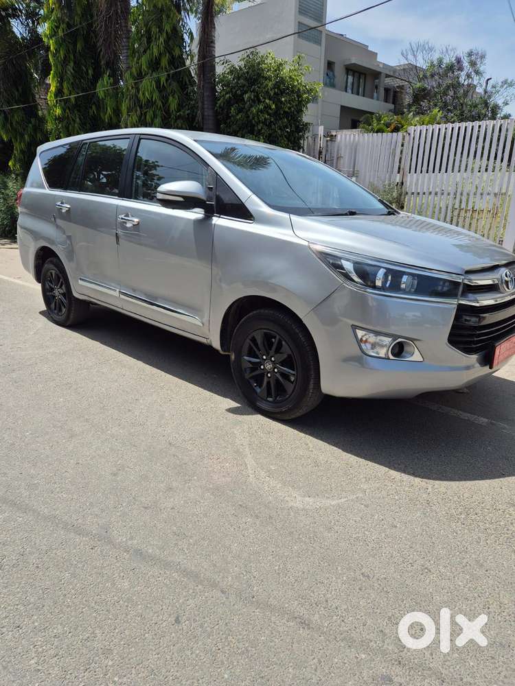 Toyota Innova Crysta 2.4 V 7 Str, 2017, Diesel