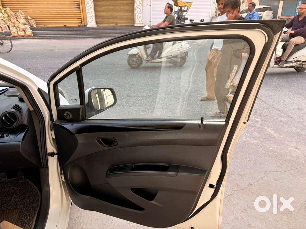 Chevrolet Beat Lt Petrol 2nd 2012