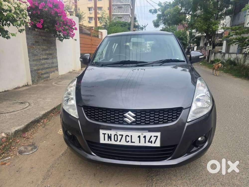 Maruti Suzuki Swift Vxi + Manual, 2017, Petrol