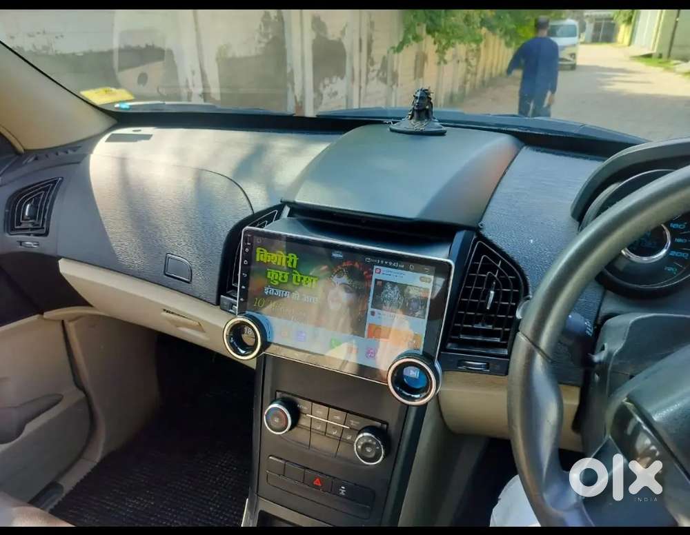 Mahindra Xuv500 2016 Diesel 143000 Km Driven