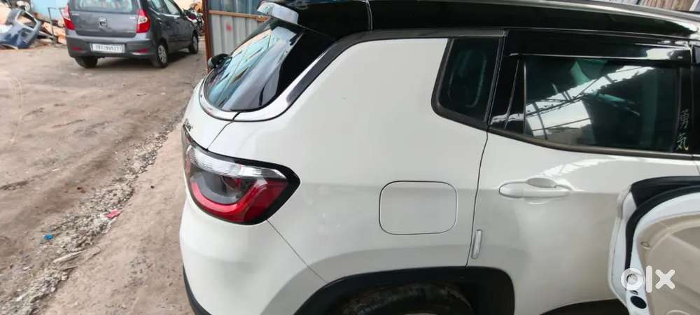 Jeep Compass Automatic With Sunroof 2019 230000 Km Driven