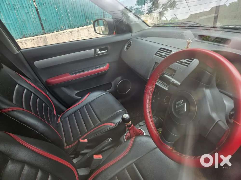 Maruti Suzuki Swift 2010 Petrol 65000 Km Driven