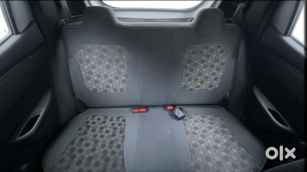 Renault Kwid 2019-ongoing 1.0 Rxt (o), 2019, Petrol