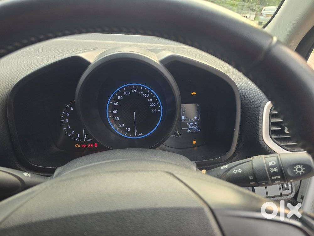 Hyundai Venue 1.2 S Plus, 2022, Petrol
