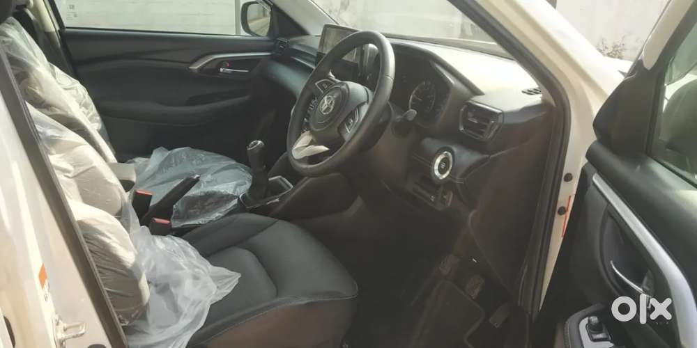 Toyota Urban Cruiser 1.5 High Grade Mt, 2022, Petrol