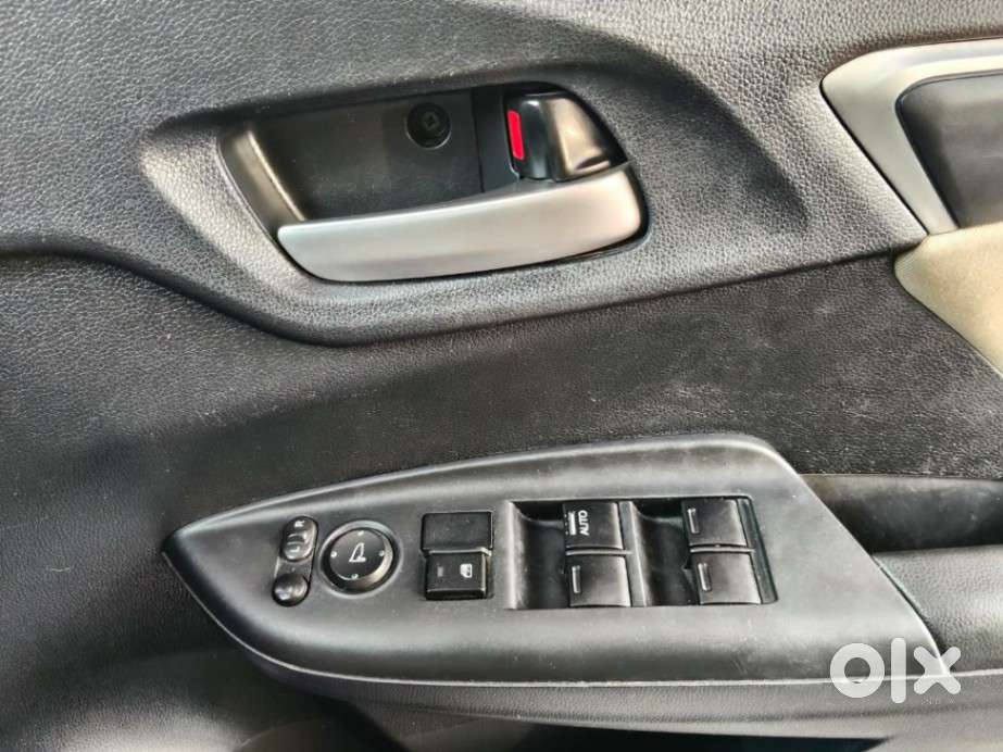 Honda Jazz 1.2 V I Vtec, 2016, Petrol