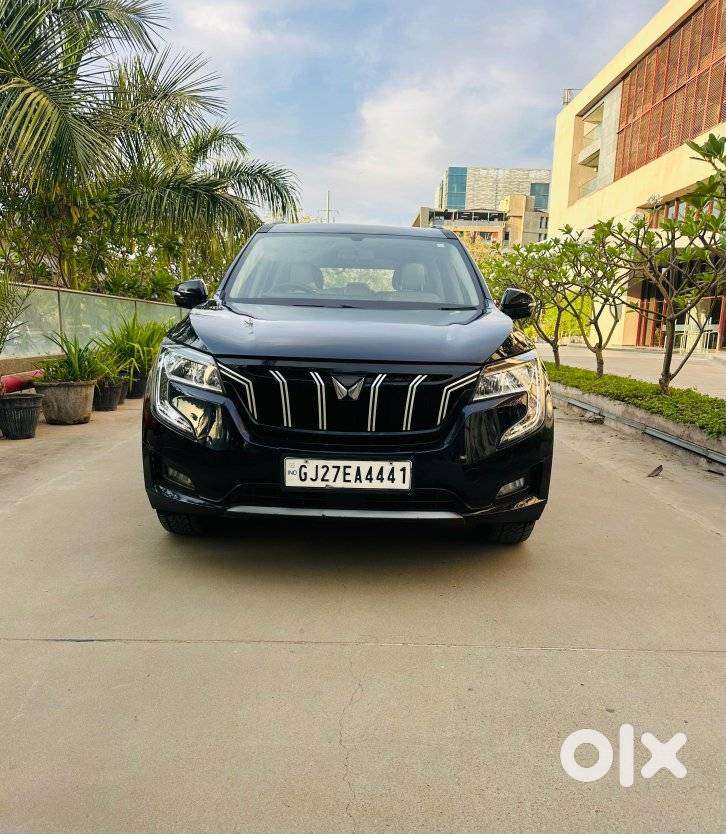 Mahindra Xuv700 Ax 3 Diesel Mt 7 Str (e), 2022, Diesel