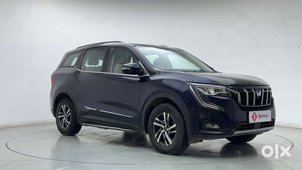 Mahindra Xuv700 2.0 Ax 5 Petrol Mt 7 Str, 2022, Petrol