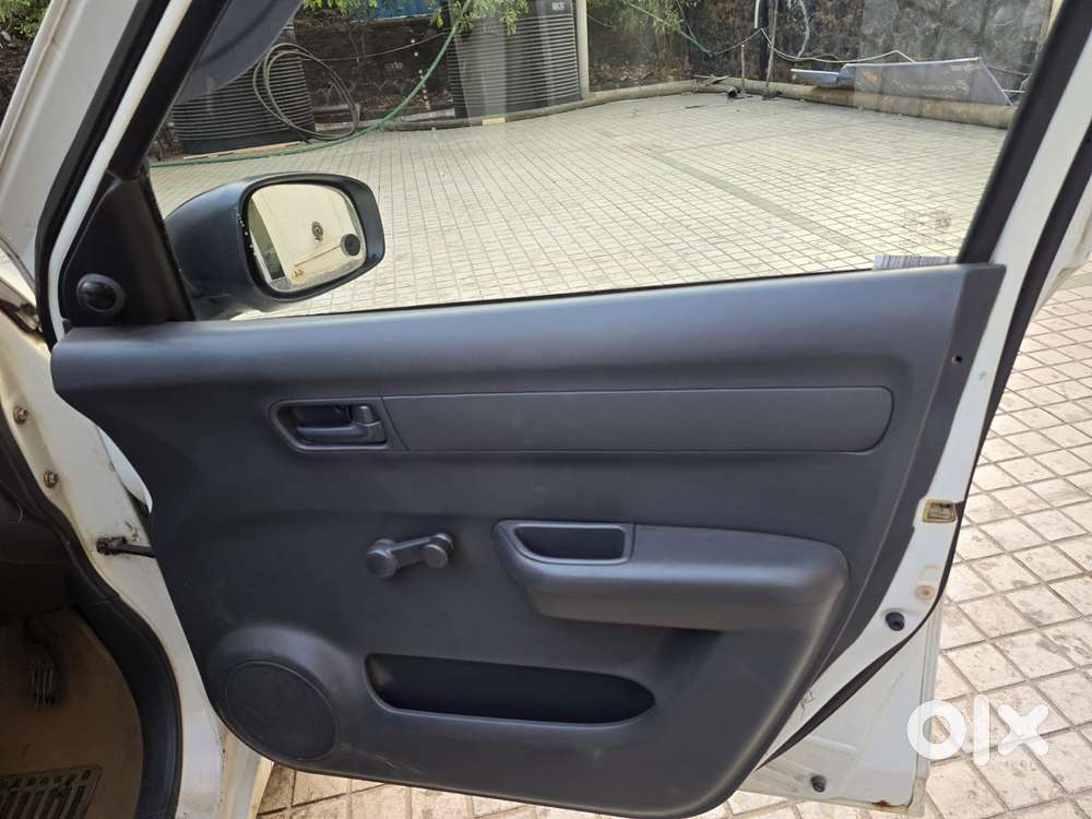 Maruti Suzuki Swift Dzire Lxi, 2009, Petrol