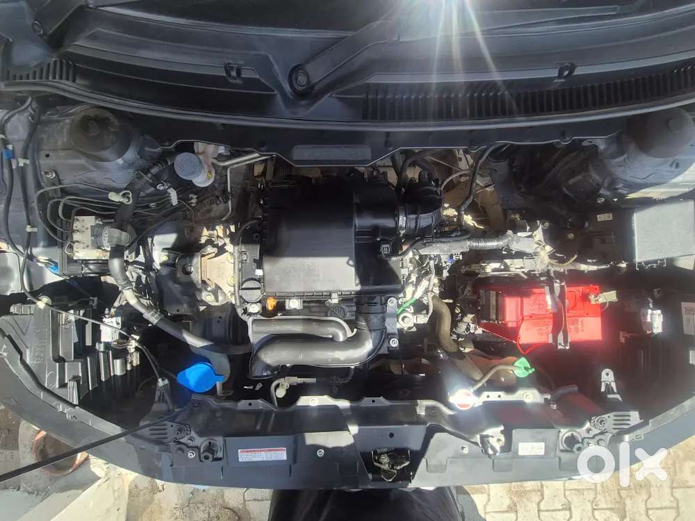 Maruti Suzuki Brezza 2023 Petrol 33800 Km Driven