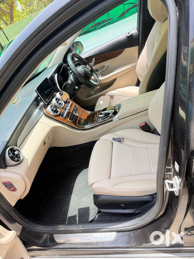 Mercedes-benz C-class 200 Cgi Classic, 2016, Petrol