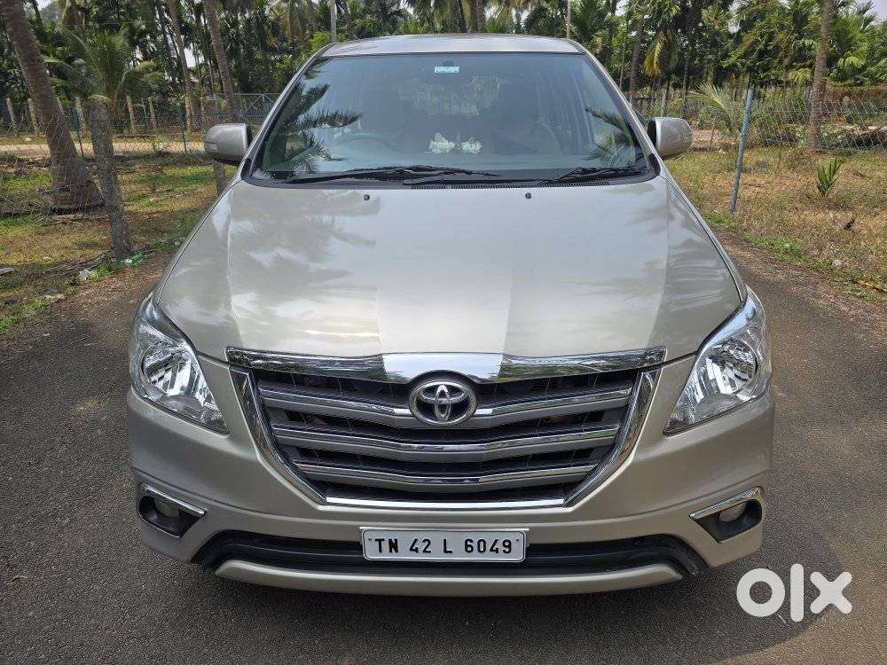 Toyota Innova 2.5 V 8 Str, 2015, Diesel