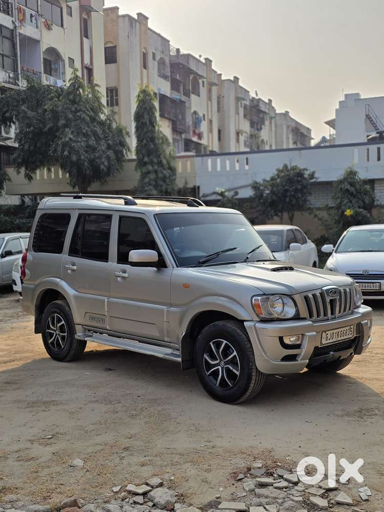 Mahindra Scorpio 2011 Manual