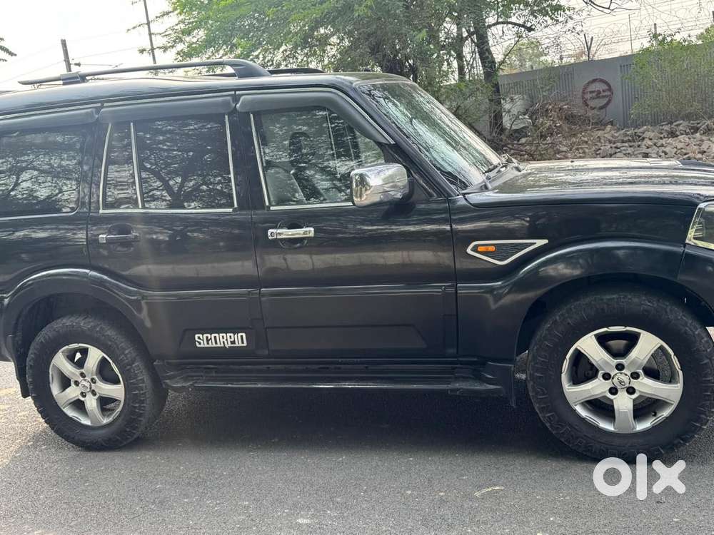Mahindra Scorpio S6 Plus, 2016, Diesel