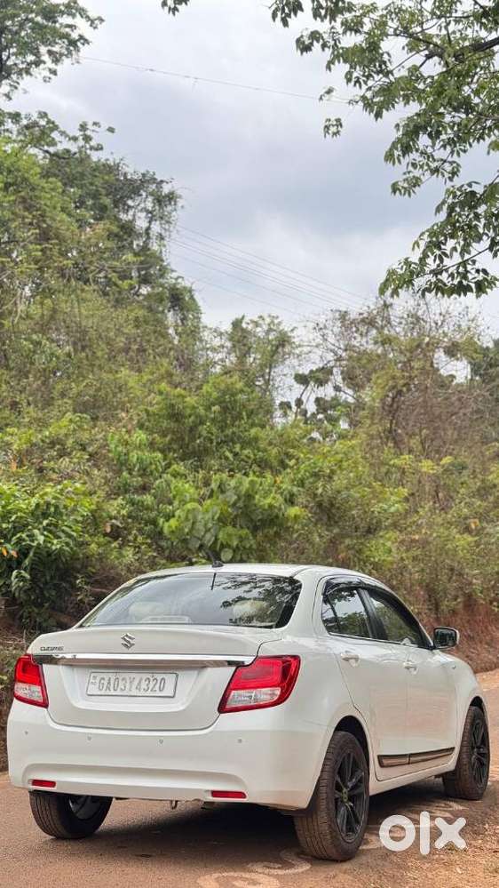 Maruti Suzuki Swift Dzire 1.2 Vxi Bsiv, 2018, Petrol