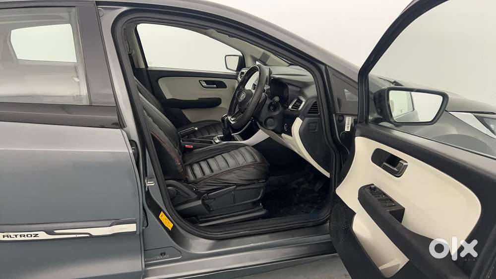 Tata Altroz Xz, 2022, Petrol