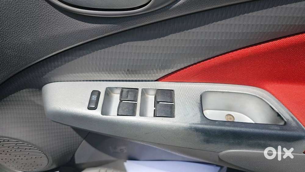 Toyota Etios 2010-2012 Vx, 2011, Petrol