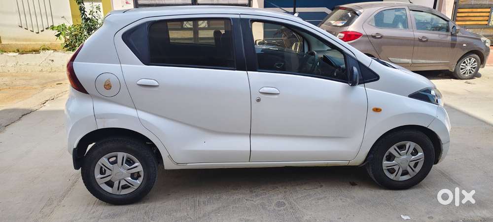 Datsun Redigo T Option, 2018, Petrol