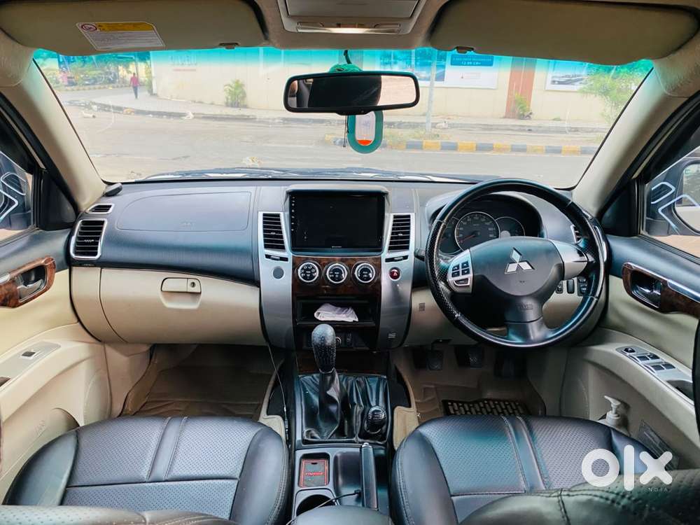 Mitsubishi Pajero Sport 2.5 Manual, 2015, Diesel