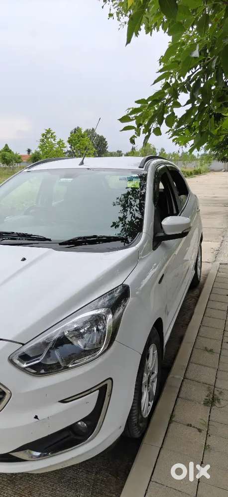 2019 Ford Figo Petrol Titanium  First Owner  New Continental Tires ⭐
