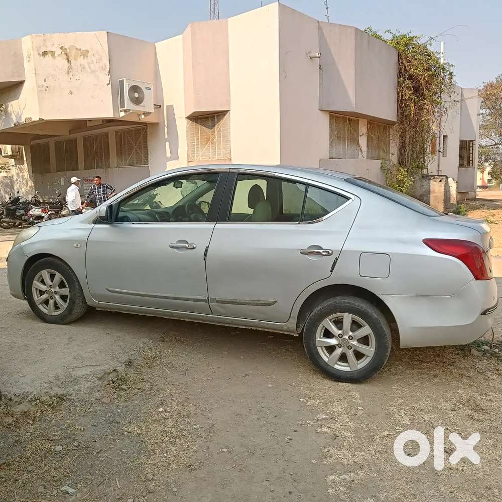 Nissan Sunny Diesel Xv Top Model Push Button Start Average 25