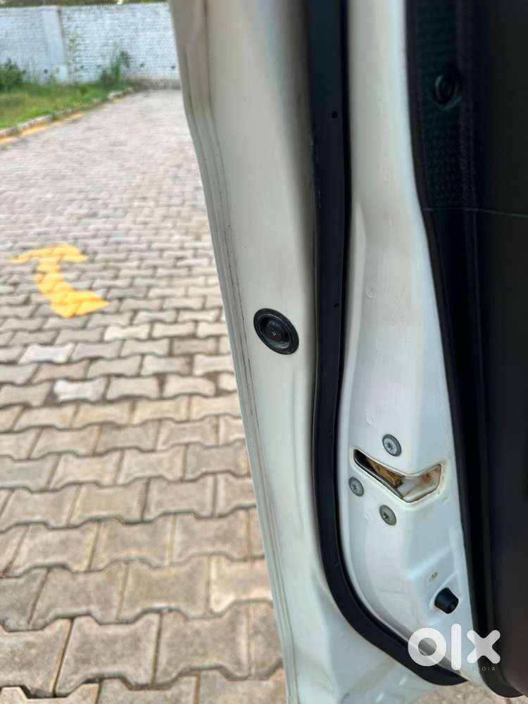 Maruti Brezza Diesel 2019 Automatic