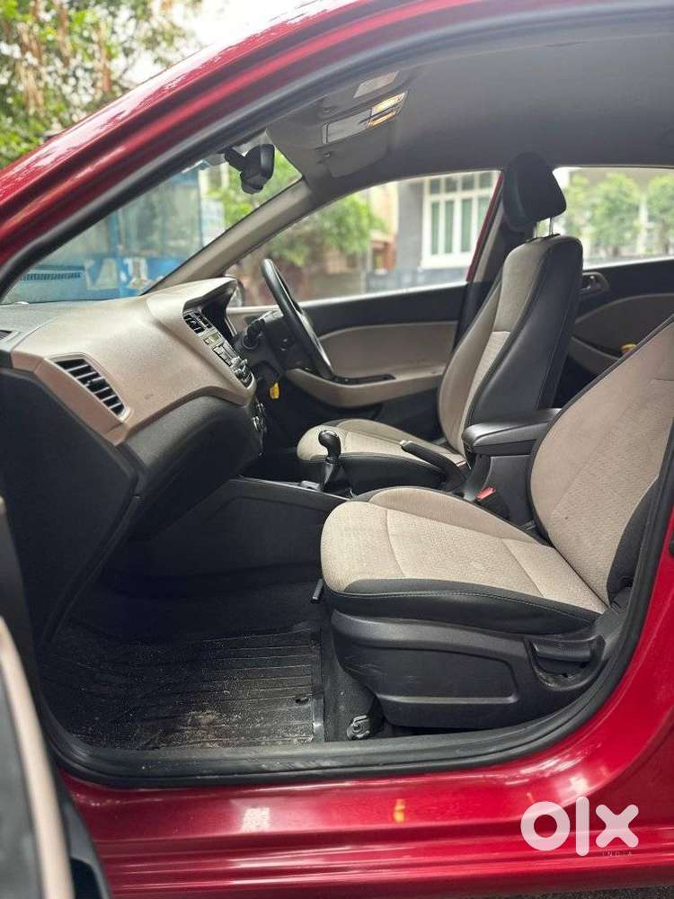 Hyundai Elite I20 Sportz (o) 1.2, 2016, Petrol