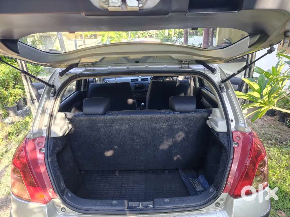 Maruti Suzuki Swift 2010 Petrol 66500 Km Driven