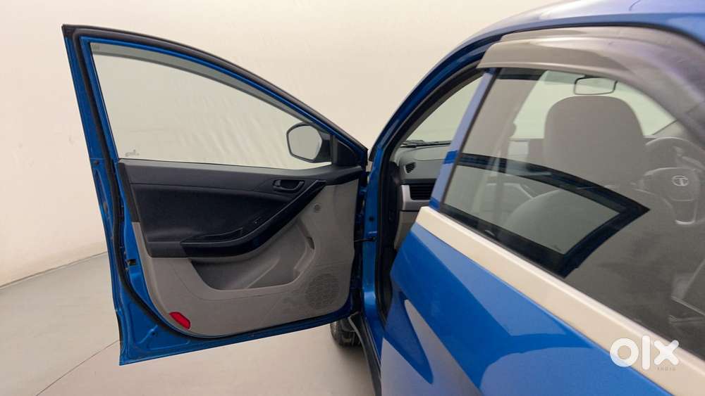 Tata Nexon 1.5 Revotorq Xma Amt (s), 2018, Petrol