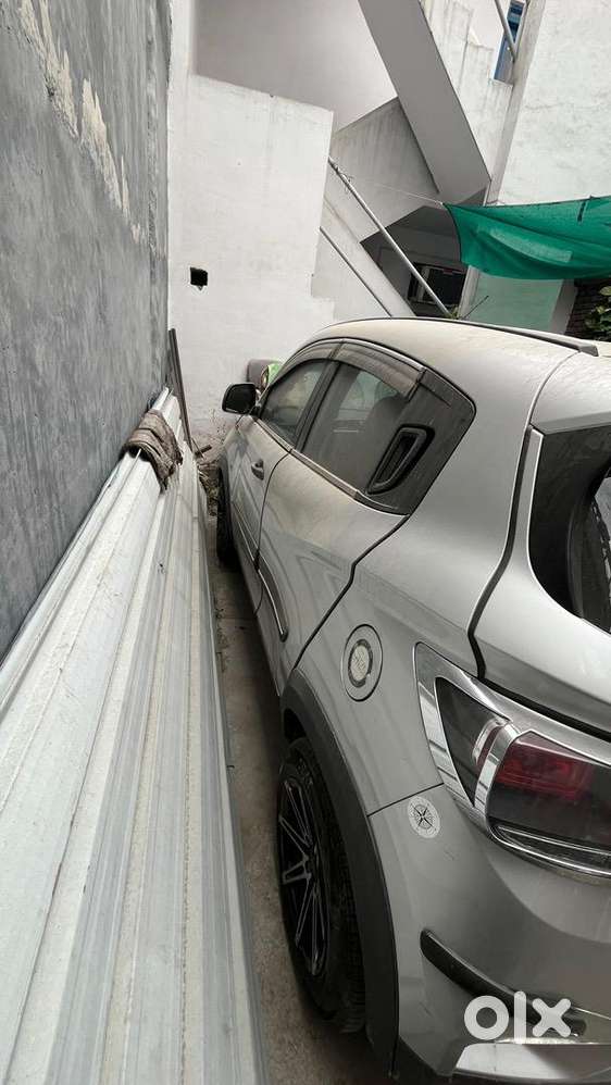 Mahindra Kuv 100 2018 Petrol 49000 Km Driven